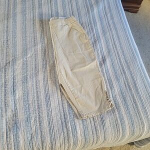 Croft & Barrow Men's Light Khaki Chinos